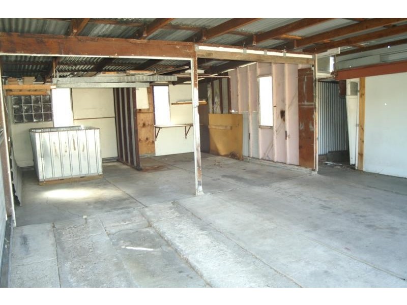 30 Rainbow Street, Biloela QLD 4715