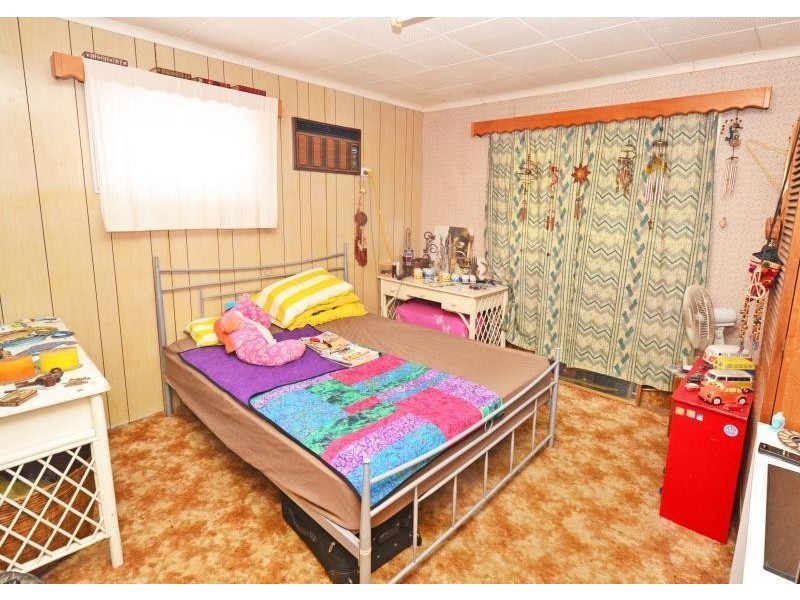 20 Collins Street, Biloela QLD 4715