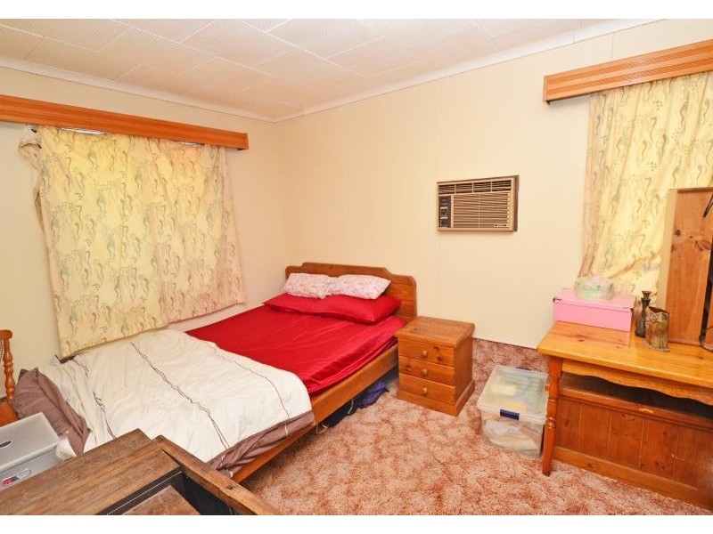 20 Collins Street, Biloela QLD 4715