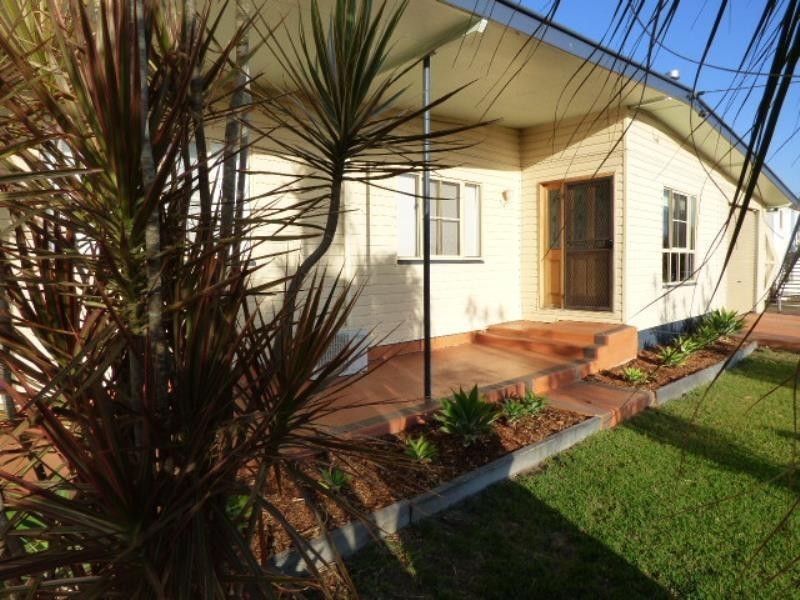 154 Kroombit Street, Biloela QLD 4715