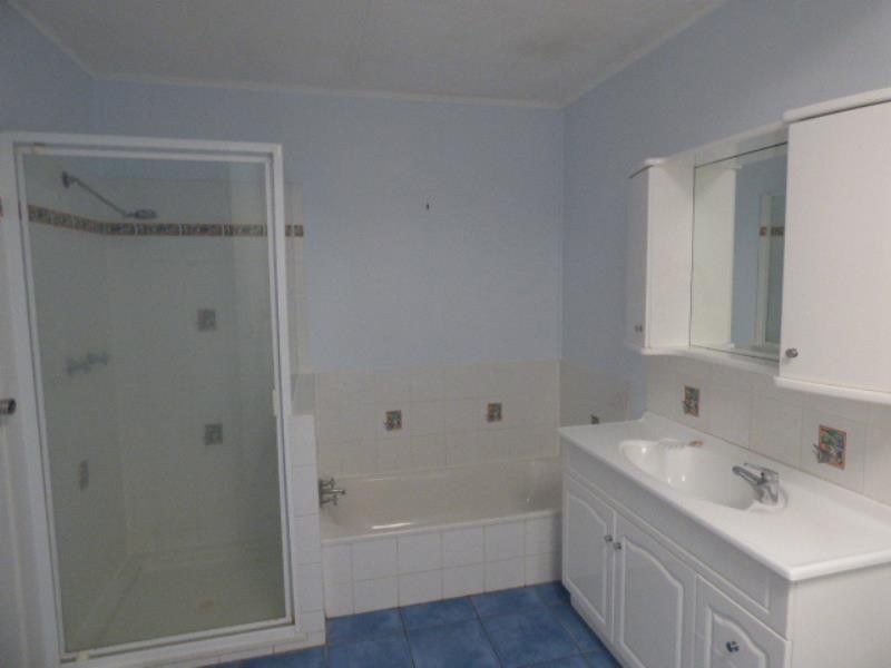 154 Kroombit Street, Biloela QLD 4715