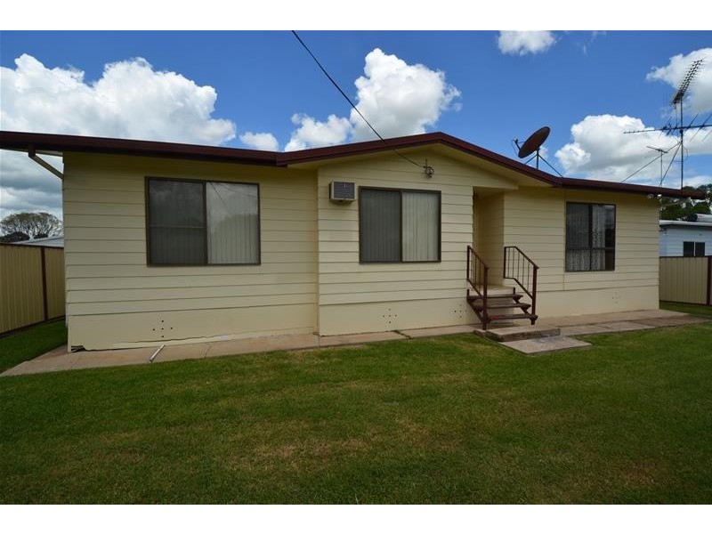 8 Austen Street, Thangool QLD 4716