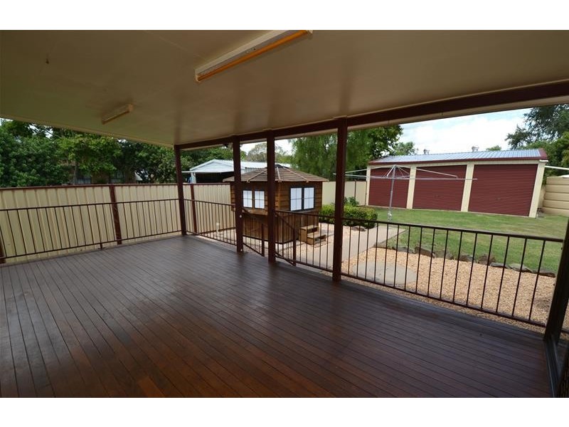 8 Austen Street, Thangool QLD 4716