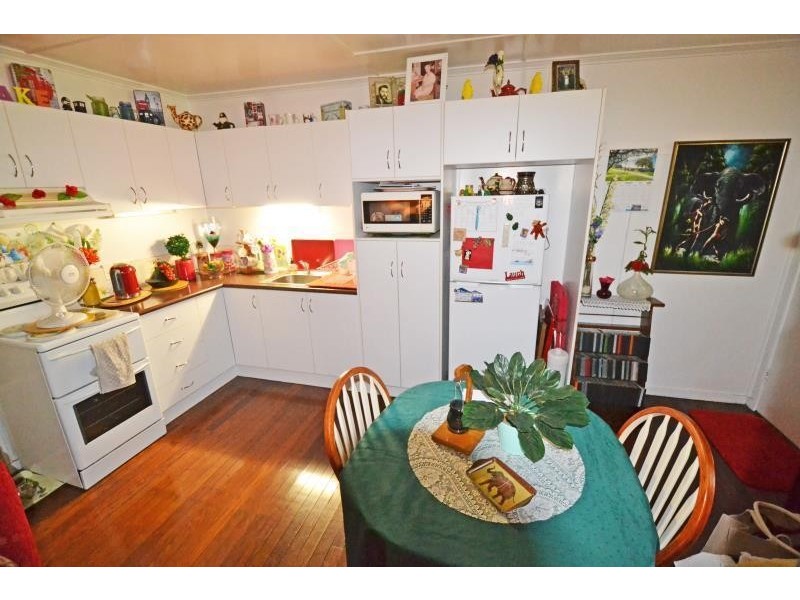 1 & 2 -109 Kroombit Street, Biloela QLD 4715