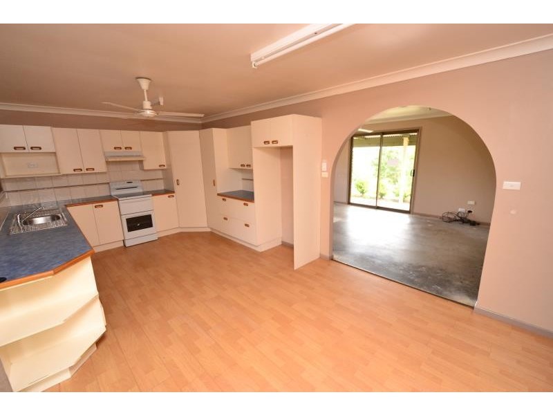 22 Blanches Road, Thangool QLD 4716