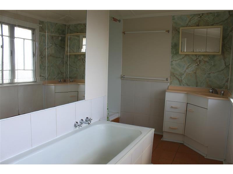 101 Grevillea Street, Biloela QLD 4715