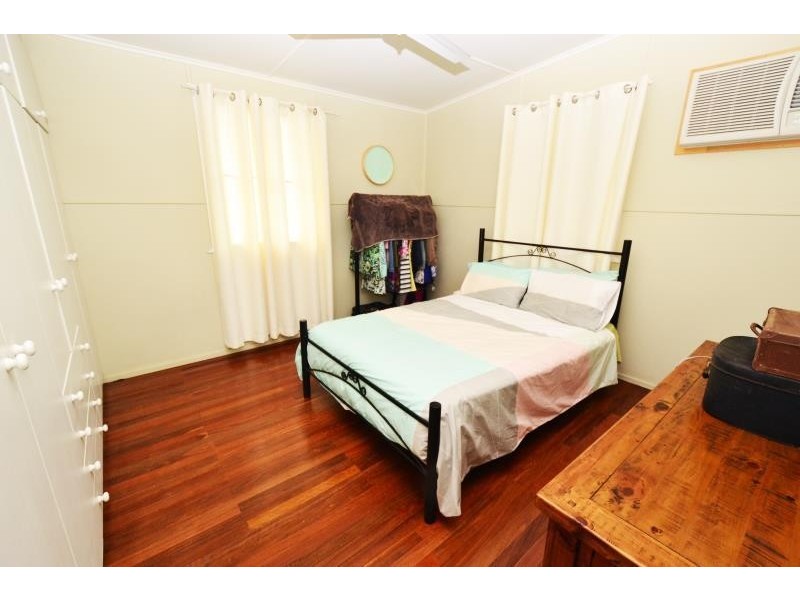 8 Buckland Street, Biloela QLD 4715