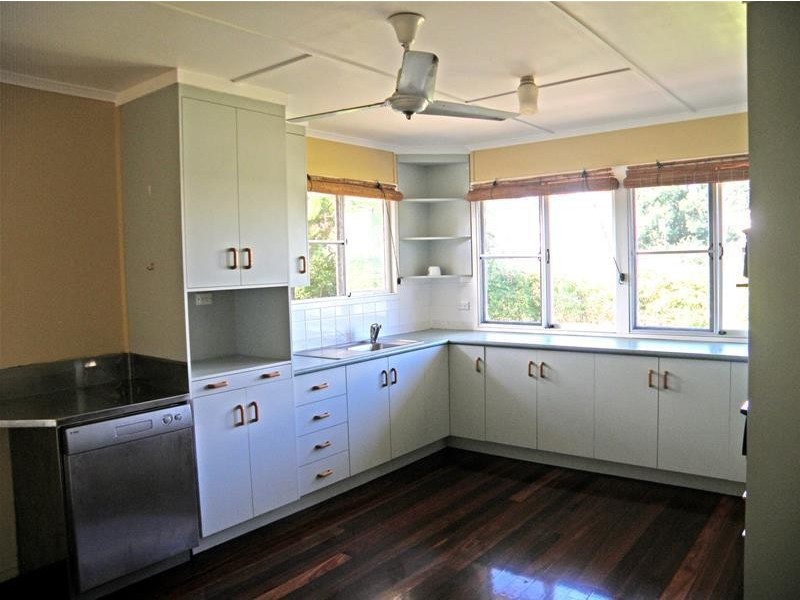 16 Bauhinia Street, Biloela QLD 4715