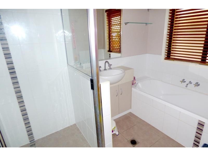 17 Michael Drive, Biloela QLD 4715