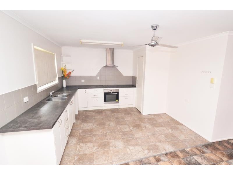 76 Kroombit Street, Biloela QLD 4715