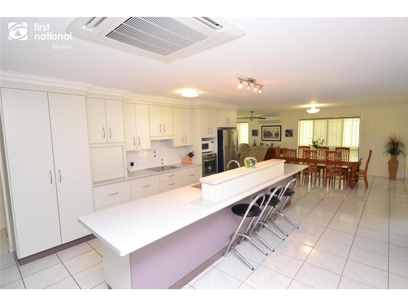 42 Paroz Crescent, Biloela QLD 4715