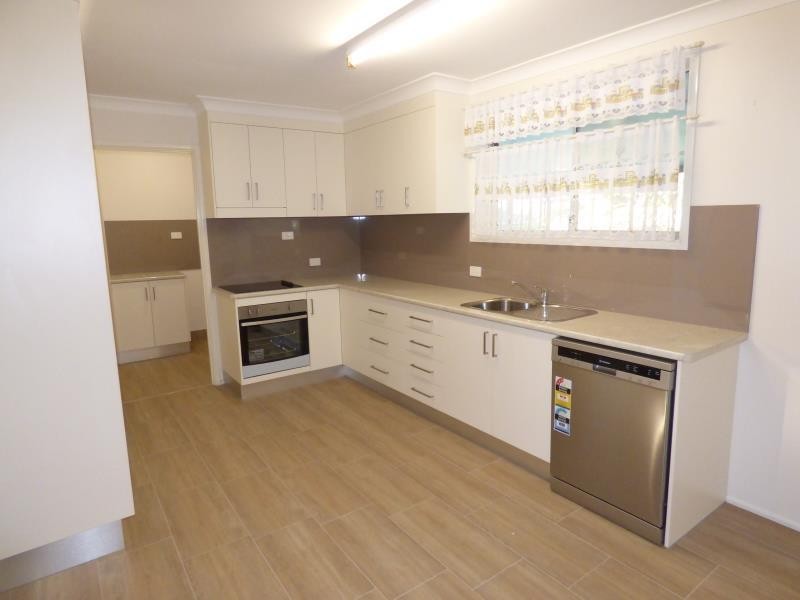 15 Lawrence Street, Biloela QLD 4715