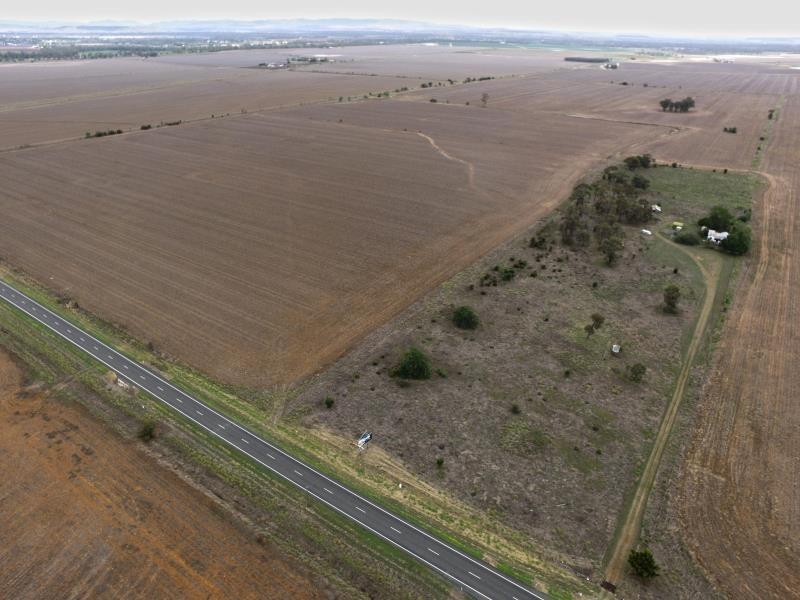 11208 Dawson Highway, Dakenba QLD 4715