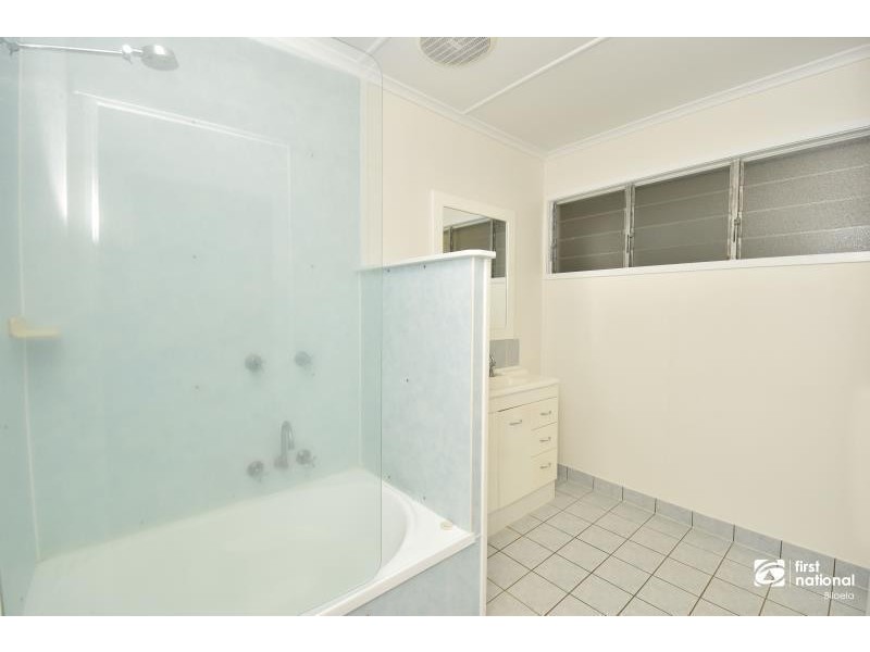 6 Gerard Street, Biloela QLD 4715