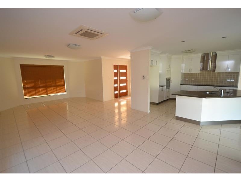 11 Brigalow Way, Biloela QLD 4715