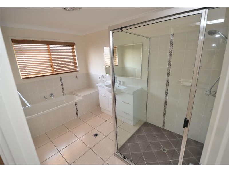 11 Brigalow Way, Biloela QLD 4715