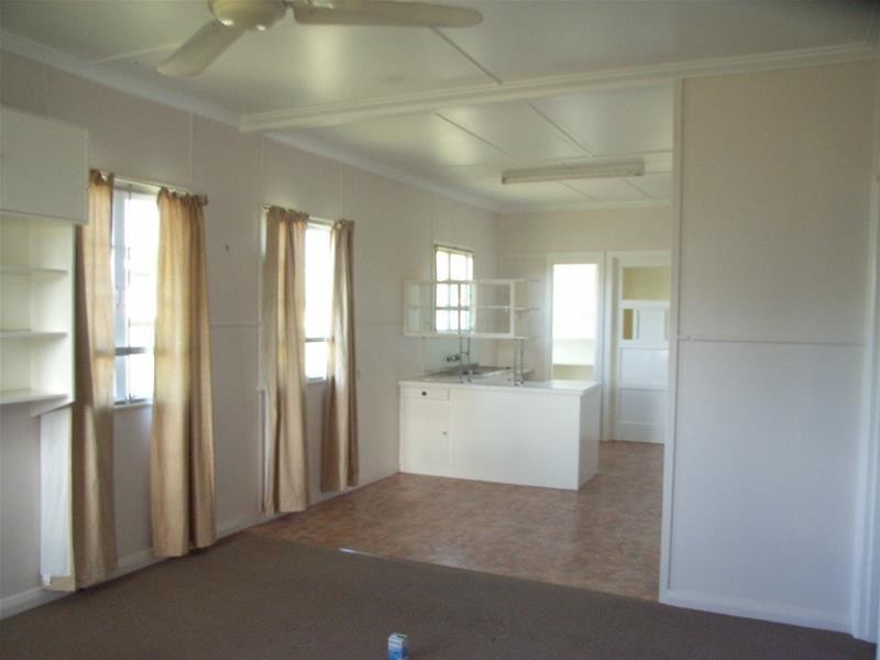 3 Kariboe Street, Biloela QLD 4715