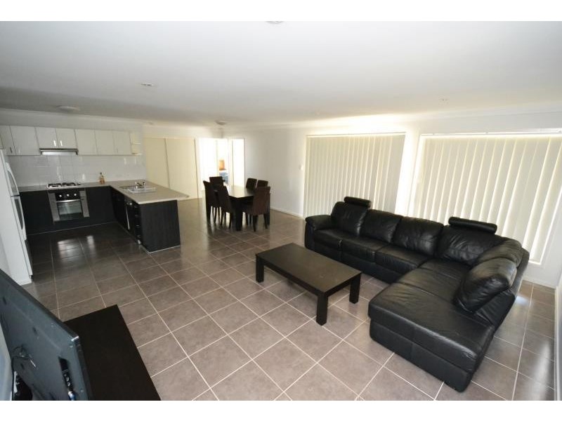 10 Valley View Drive, Biloela QLD 4715