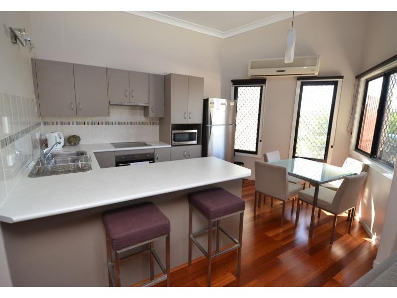 2/21 Paroz Crescent, Biloela QLD 4715