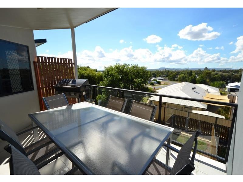 2/21 Paroz Crescent, Biloela QLD 4715