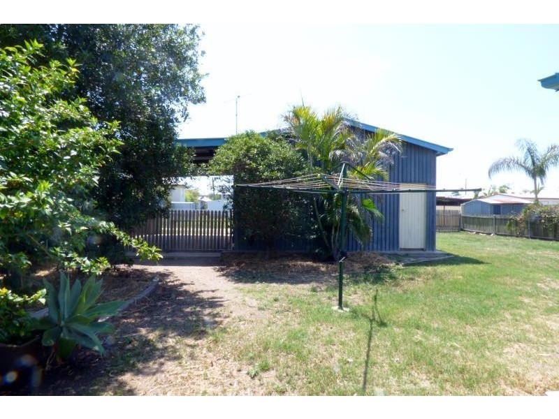 100 Kariboe Street, Biloela QLD 4715