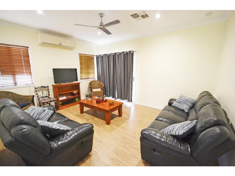 5 Kroombit Street, Biloela QLD 4715