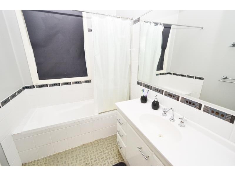 5 Kroombit Street, Biloela QLD 4715