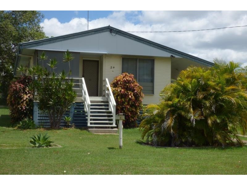 24 Dee Street, Biloela QLD 4715