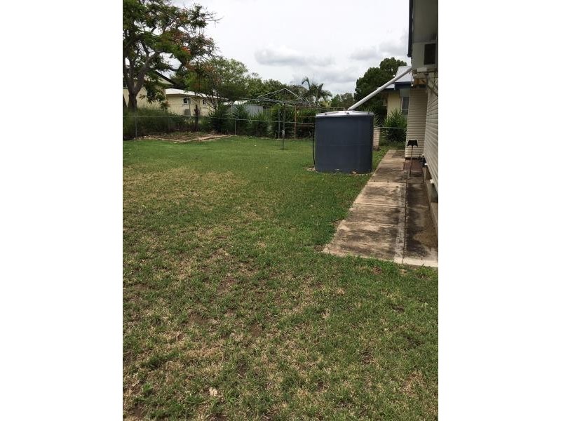 24 Dee Street, Biloela QLD 4715