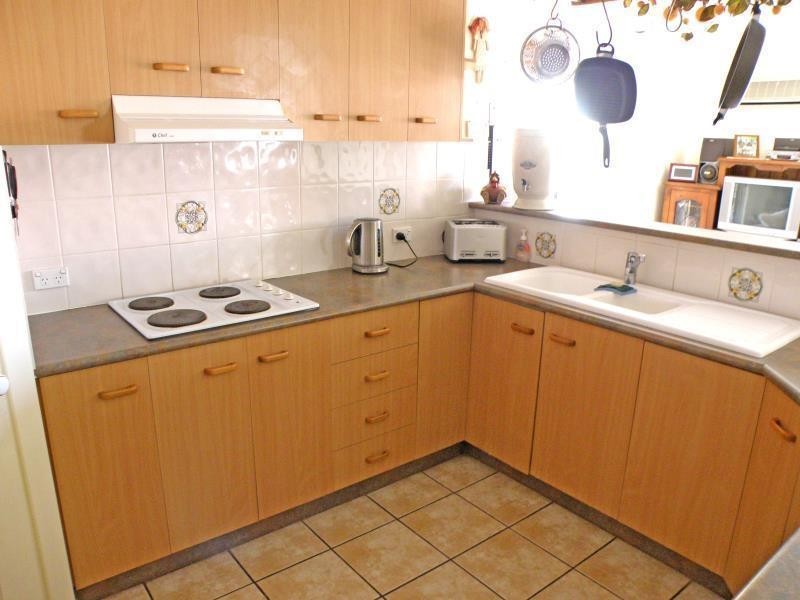 10 Clarke Drive, Biloela QLD 4715