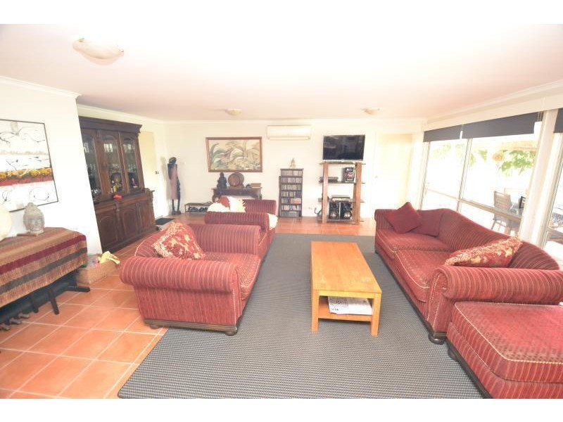 2 Ulogie Court, Biloela QLD 4715