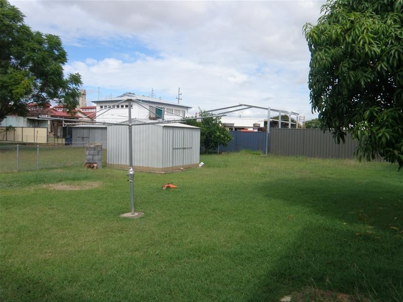 145 Kariboe Street, Biloela QLD 4715