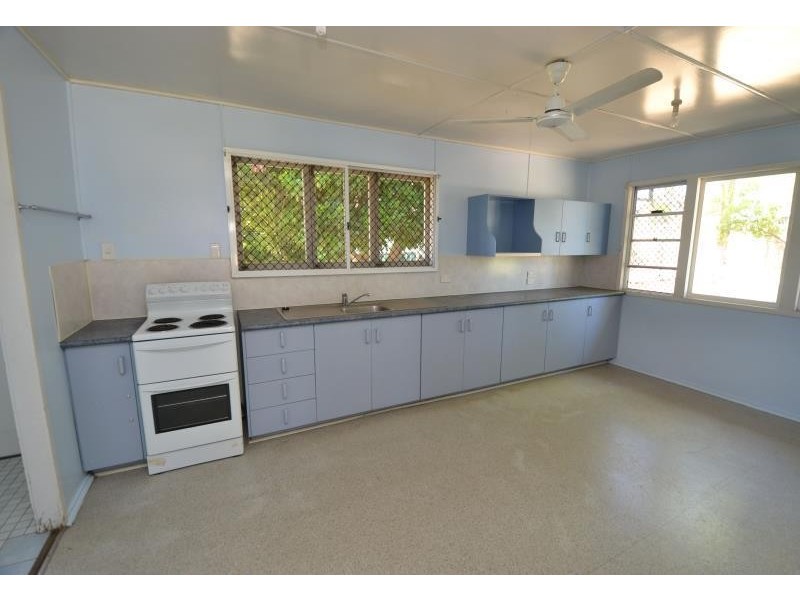 35 Don Street, Biloela QLD 4715