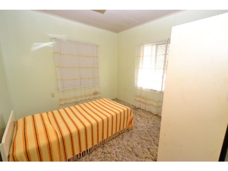 1 Kariboe Street, Biloela QLD 4715