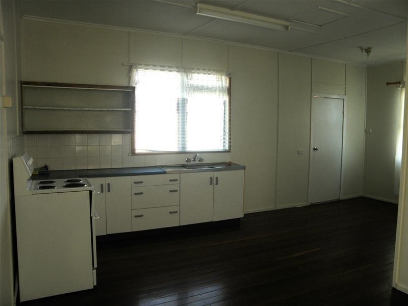 14 Stanley Street, Thangool QLD 4716