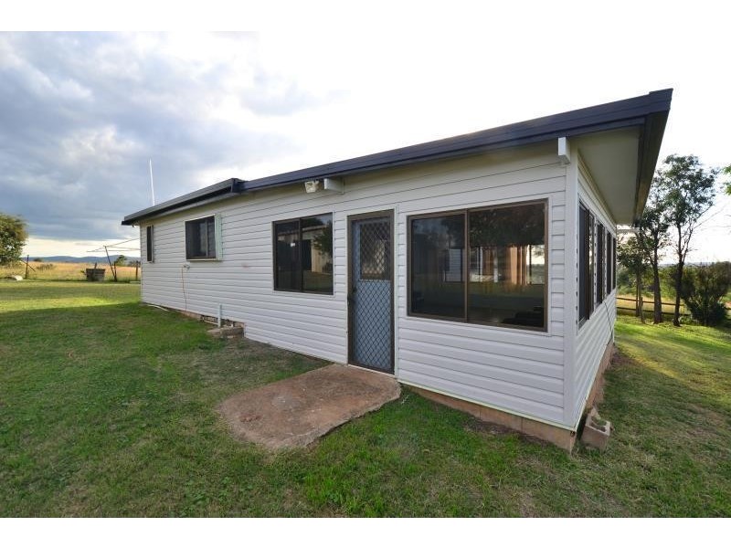 42 Ziebaths Road, Biloela QLD 4715