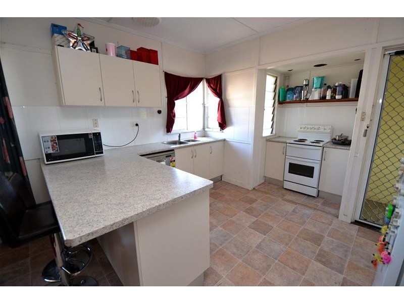 77 Rainbow Street, Biloela QLD 4715