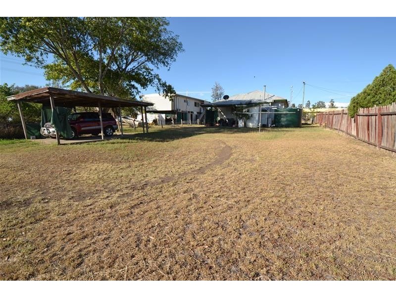 77 Rainbow Street, Biloela QLD 4715