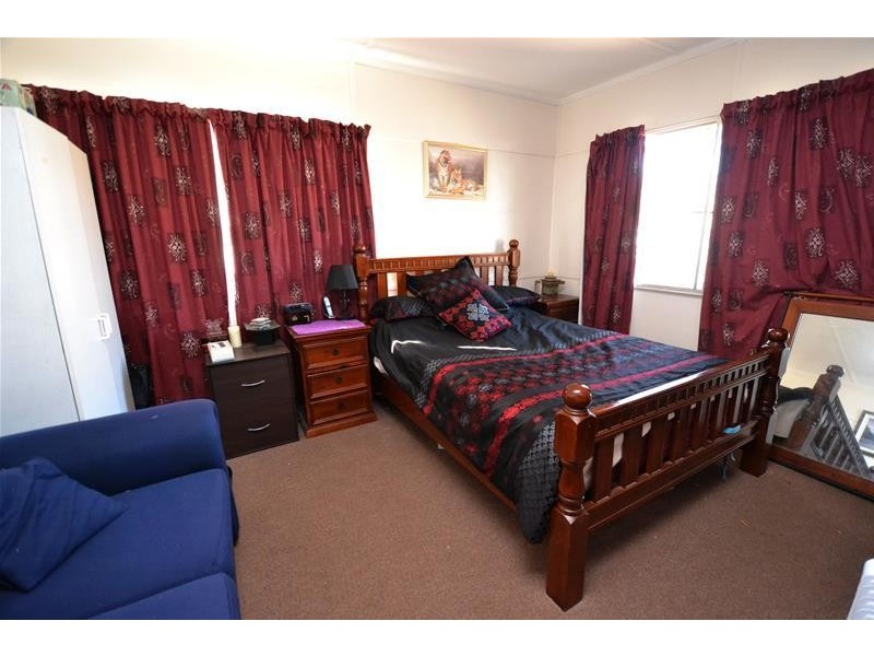 77 Rainbow Street, Biloela QLD 4715