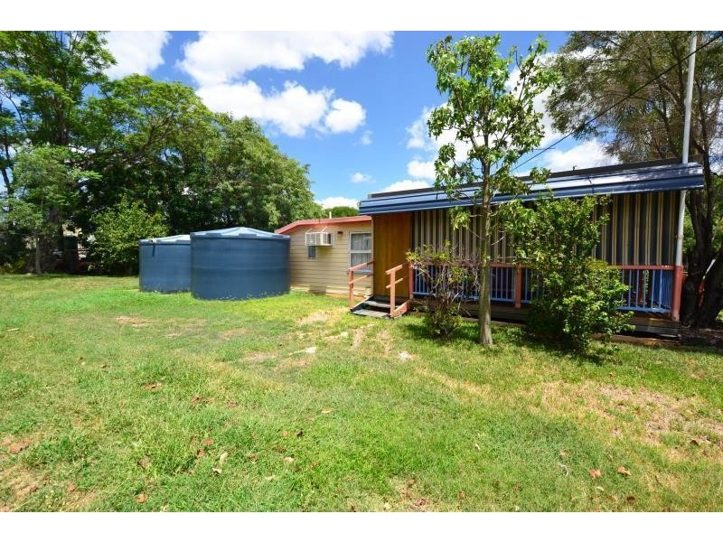 24 – 26 Warren Street, Goovigen QLD 4702