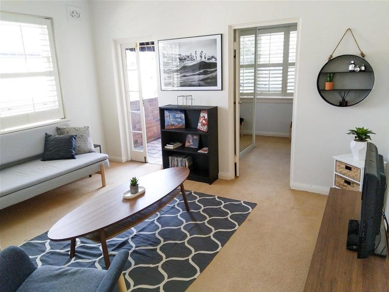 10/10 Warners Avenue, Bondi Beach NSW 2026