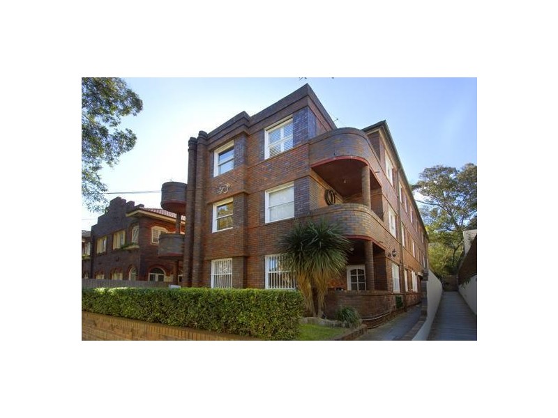 10/10 Warners Avenue, Bondi Beach NSW 2026