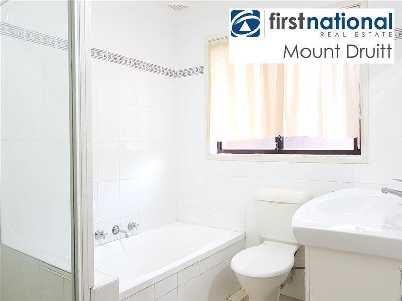 20 Avon Place, St Clair NSW 2759