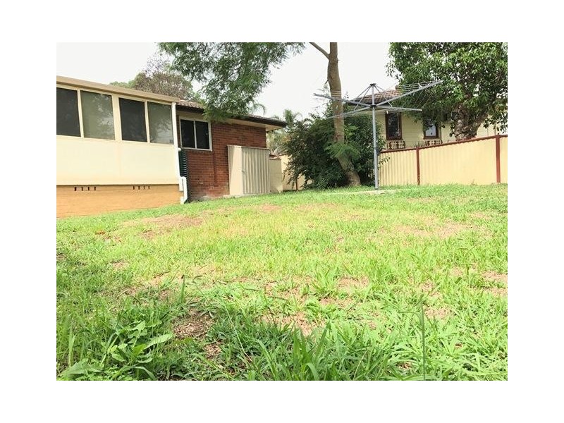 1 Hardy Street, Blackett NSW 2770