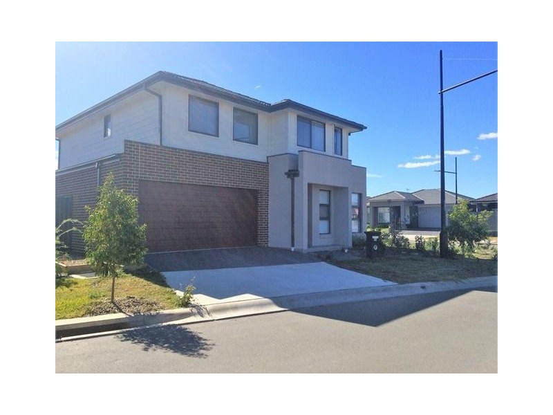 24 BLACKBURN Street, Ropes Crossing NSW 2760