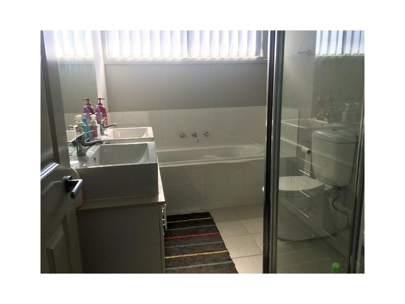 24 BLACKBURN Street, Ropes Crossing NSW 2760