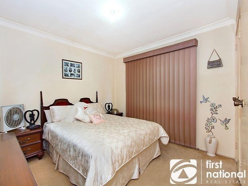 8 Ontario Avenue, St Clair NSW 2759