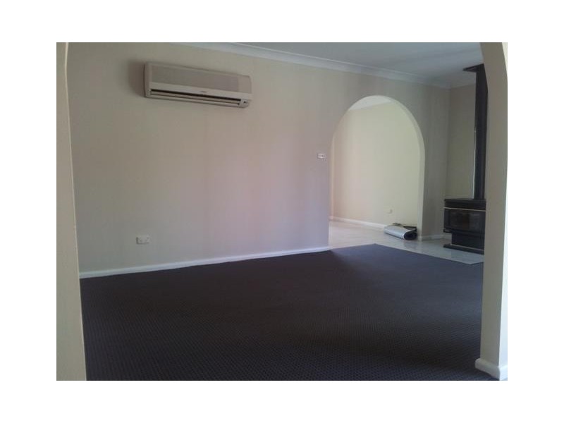 62 Canberra Street, Oxley Park NSW 2760