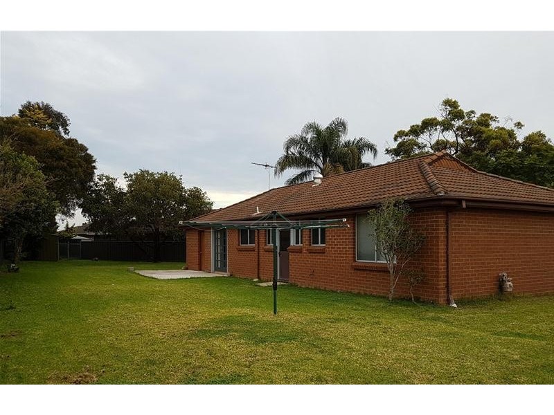 7 CASSIA Close, St Clair NSW 2759