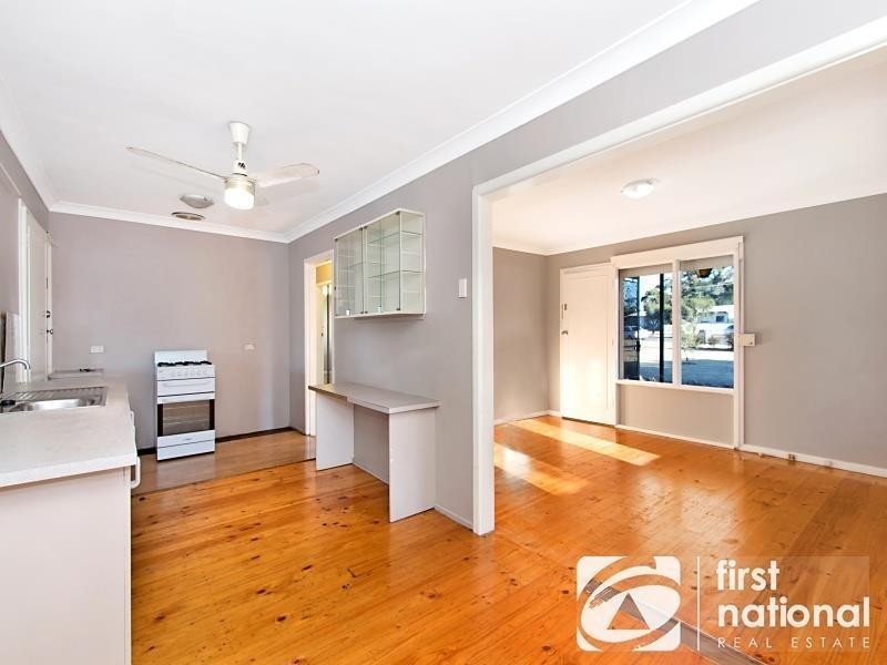 30 Palmyra Avenue, Lethbridge Park NSW 2770